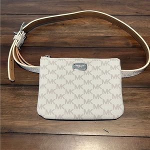 Michael Kors Purse / Michael Kors Belt